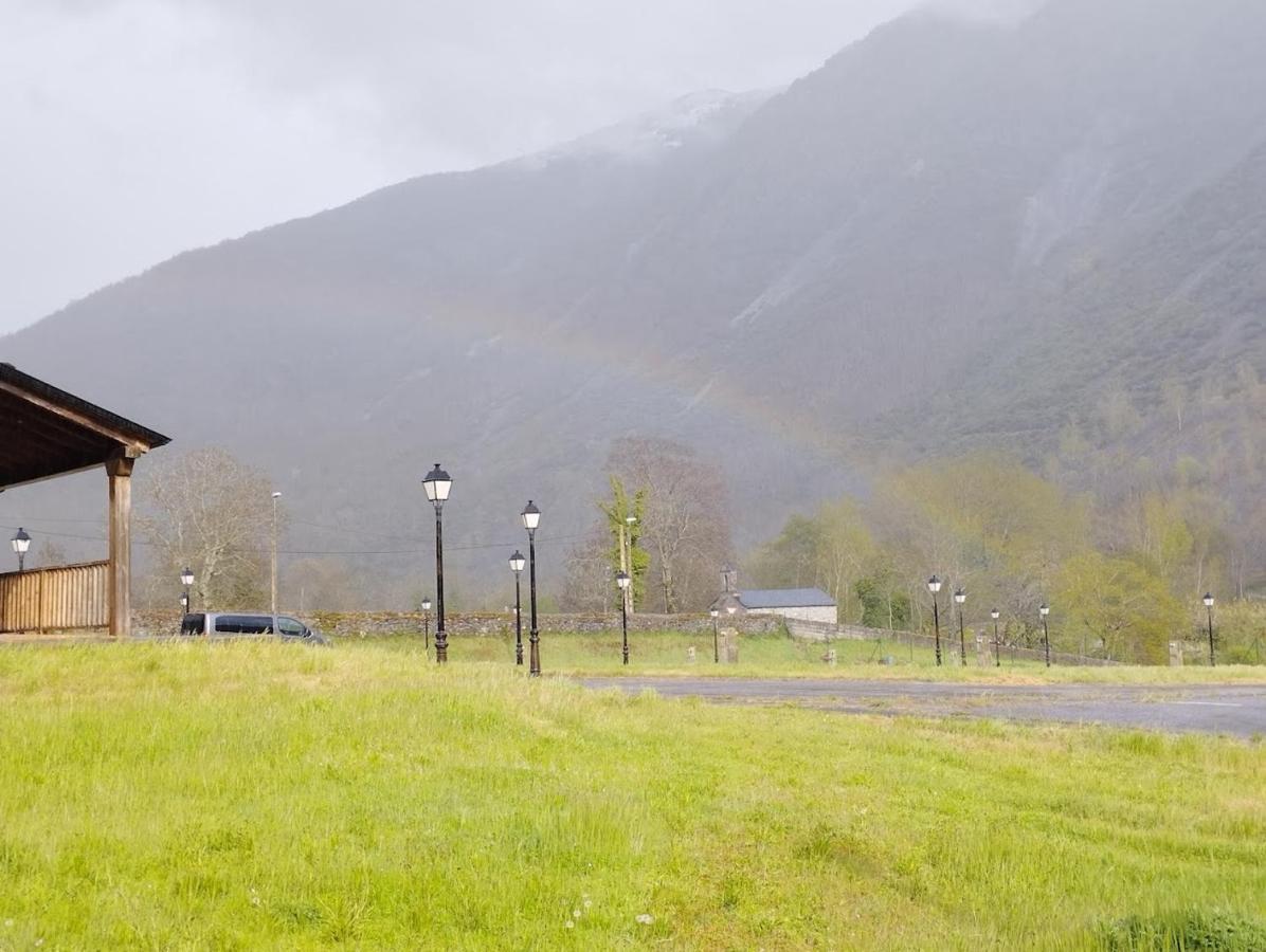 Camping La Zarapica - Palacios Del Sil Экстерьер фото