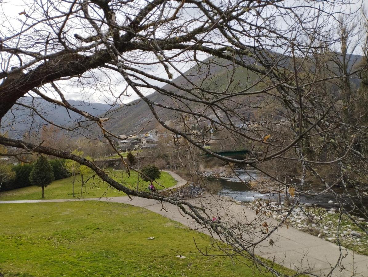 Camping La Zarapica - Palacios Del Sil Экстерьер фото
