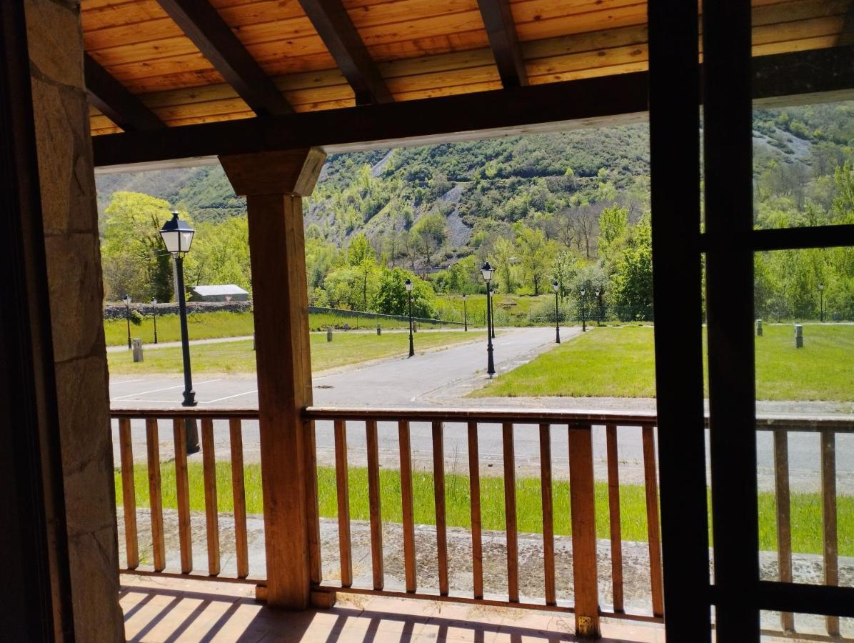 Camping La Zarapica - Palacios Del Sil Экстерьер фото