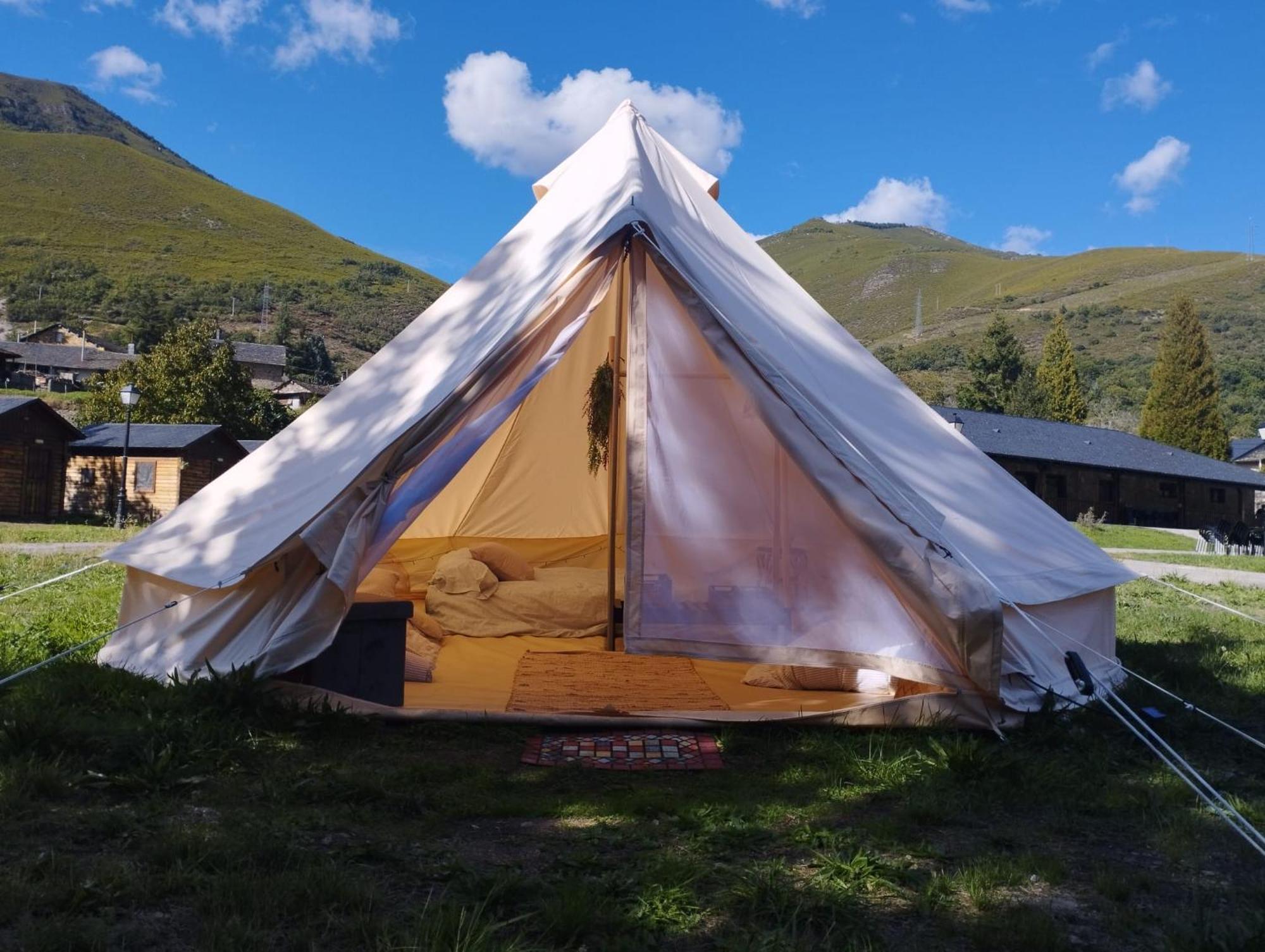 Camping La Zarapica - Palacios Del Sil Экстерьер фото